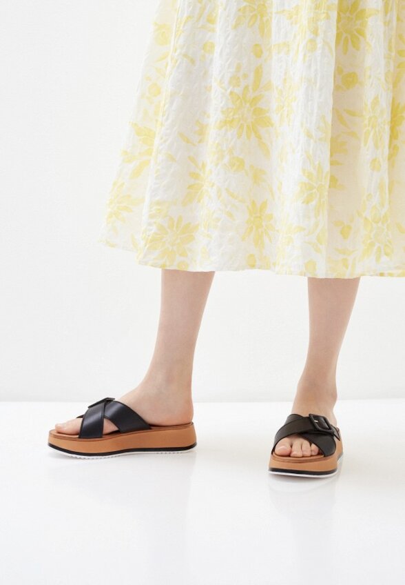 Сабо Marco Tozzi