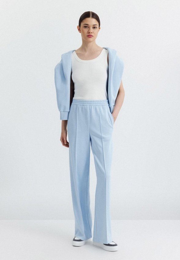 Брюки спортивные Charuel