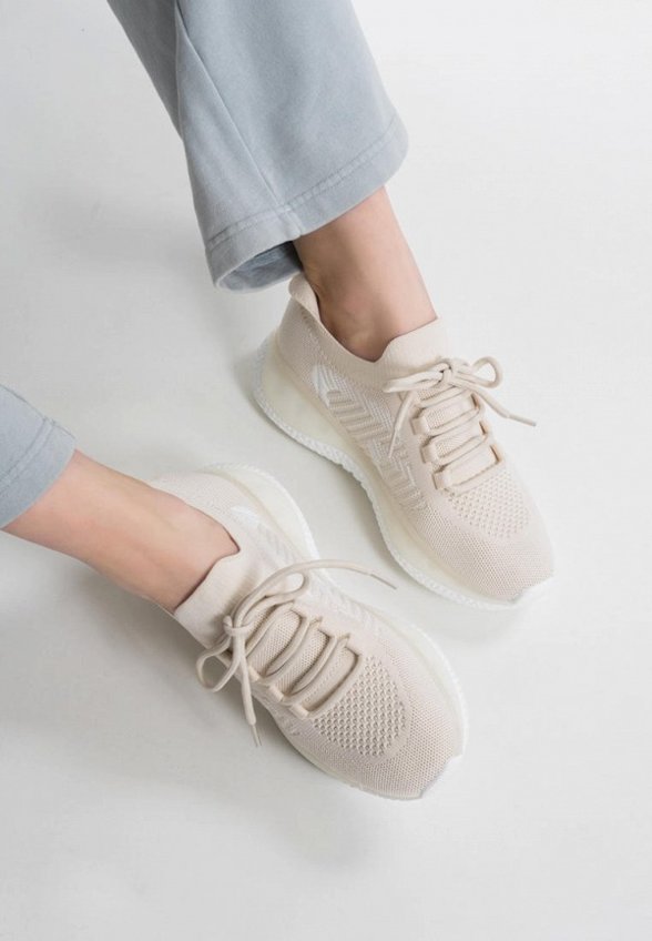 Кроссовки Marmalato