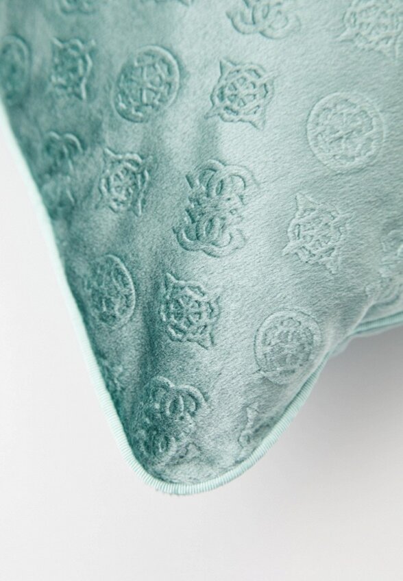 Подушка декоративная Guess