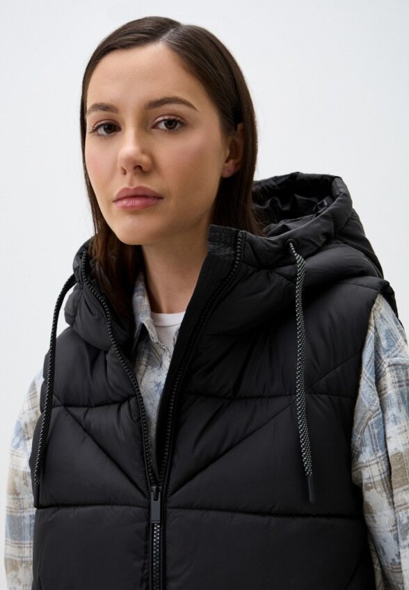 Жилет стеганый Tom Tailor