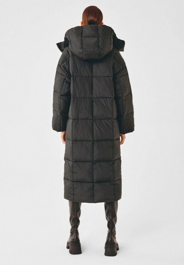 Пуховик Снежная Королева