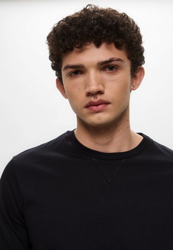 Футболка N21