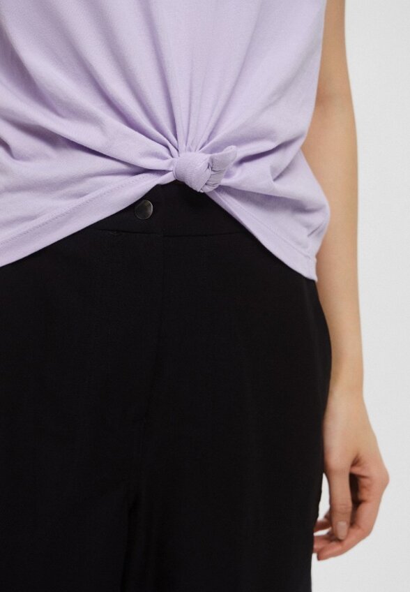 Футболка DKNY