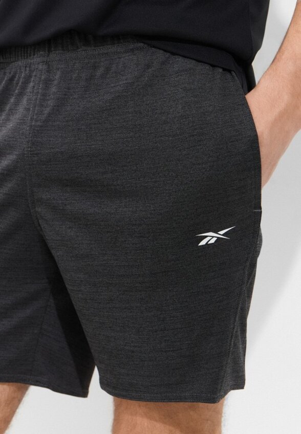 Шорты спортивные Reebok