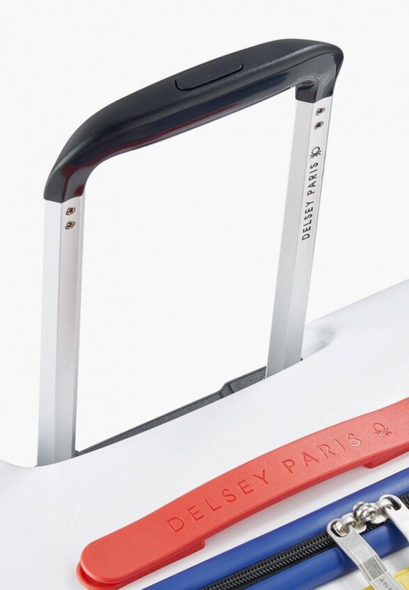 Чемодан Delsey