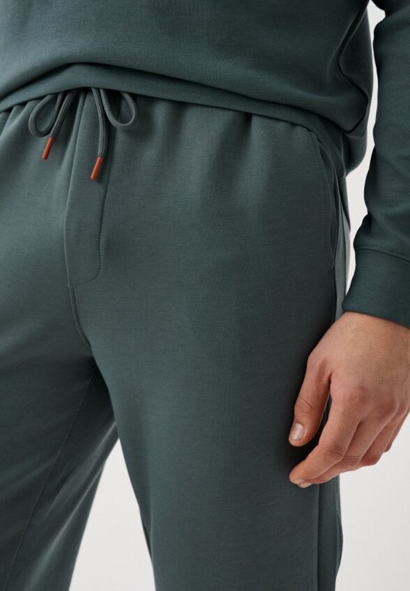 Брюки спортивные Born