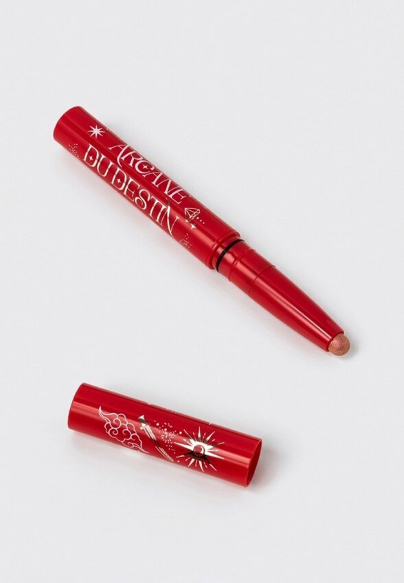 Тени-карандаш для век Vivienne Sabo