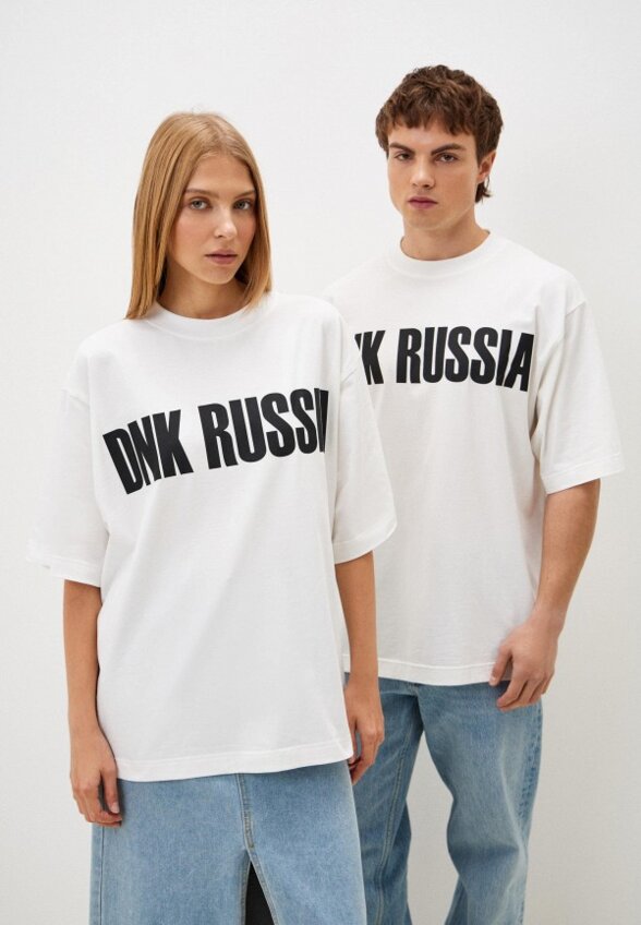 Футболка DNK