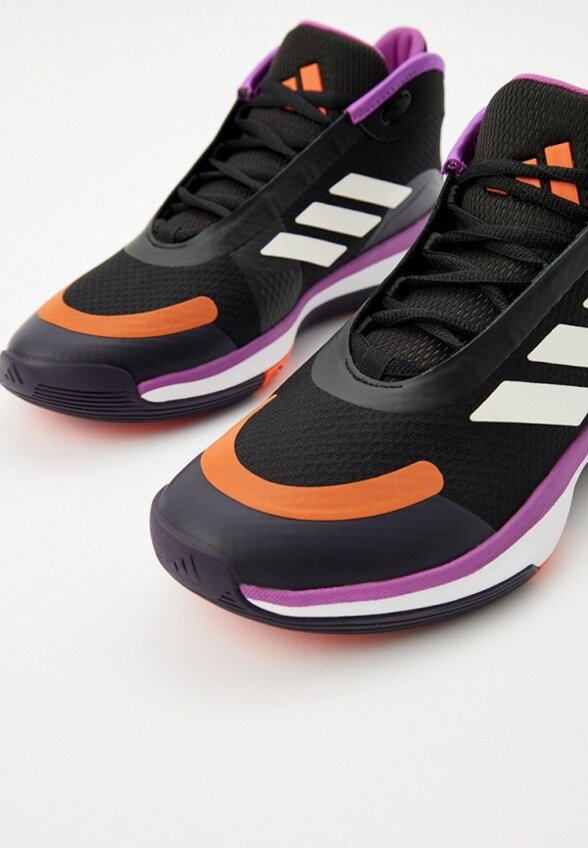 Кроссовки adidas