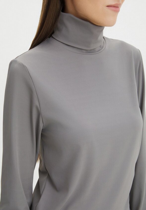 Водолазка Maison David