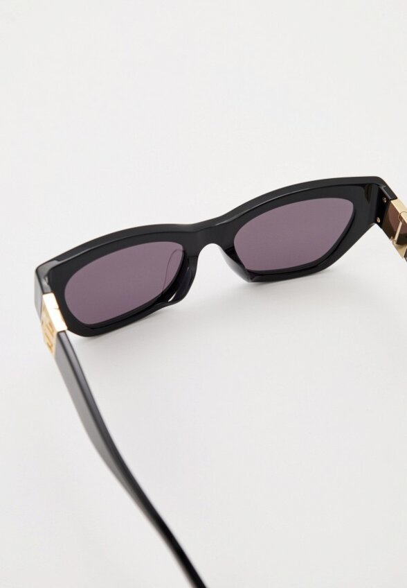 Очки солнцезащитные Givenchy