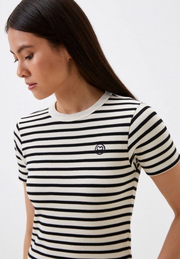 Футболка Colin's