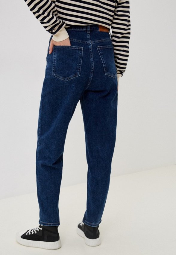 Джинсы Vitacci