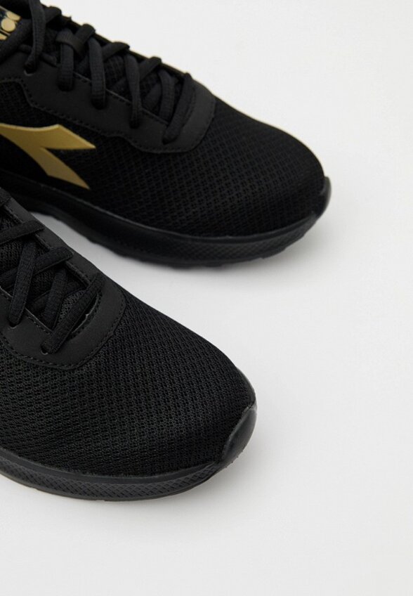 Кроссовки Diadora