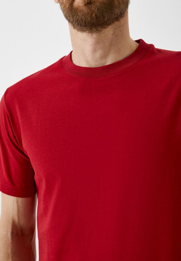 Футболка IDOL