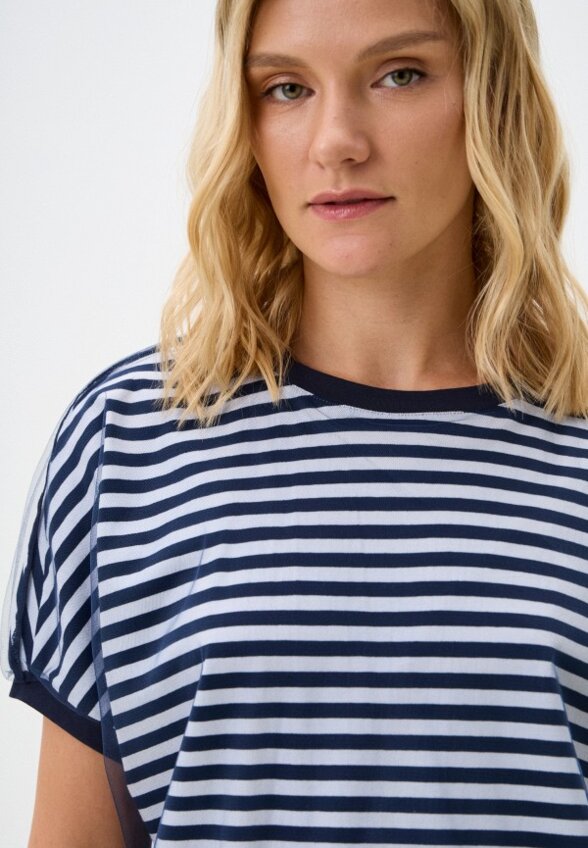 Футболка Helmidge