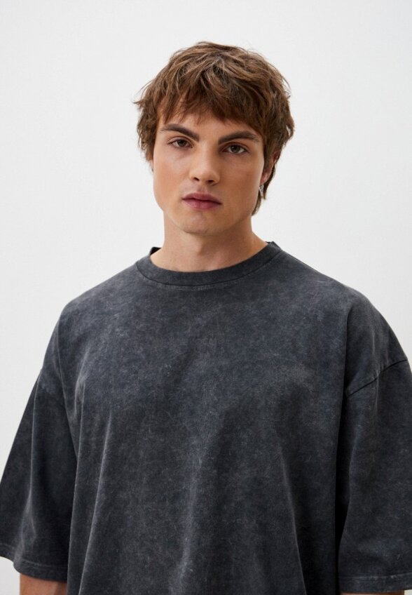 Футболка DNK