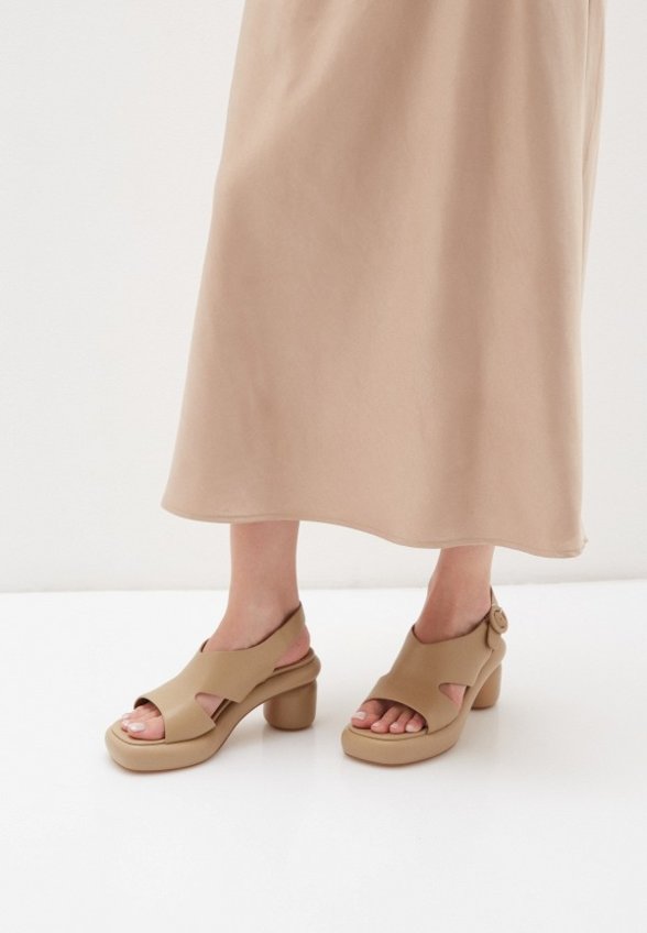 Босоножки Abricot