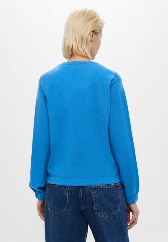 Джемпер Closed