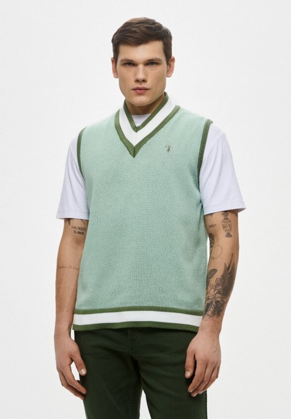 Жилет Trussardi