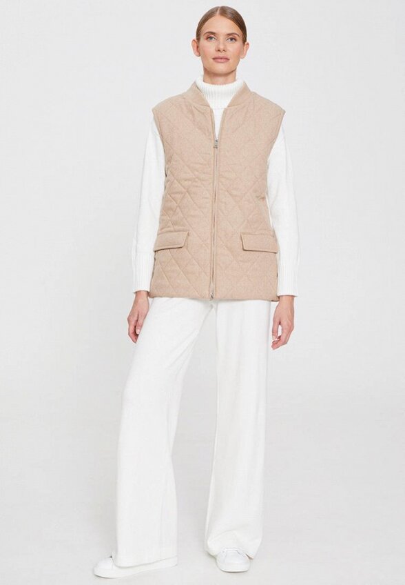 Жилет стеганый To Be Blossom