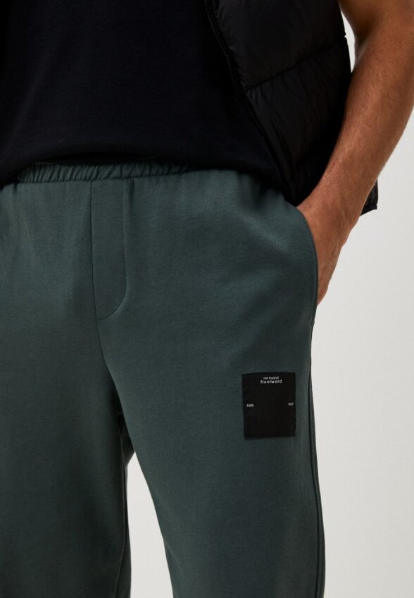 Брюки спортивные Mark Formelle