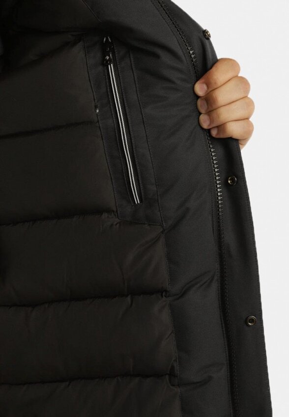 Куртка утепленная A Passion Play