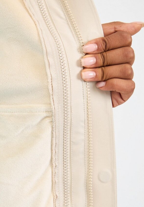 Куртка утепленная Baasploa