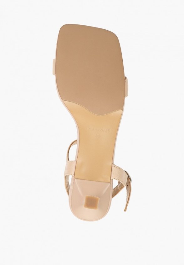 Босоножки To Be Blossom