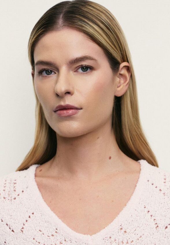 Пуловер Zarina