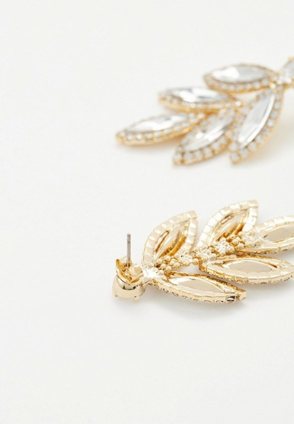 Серьги Free Form