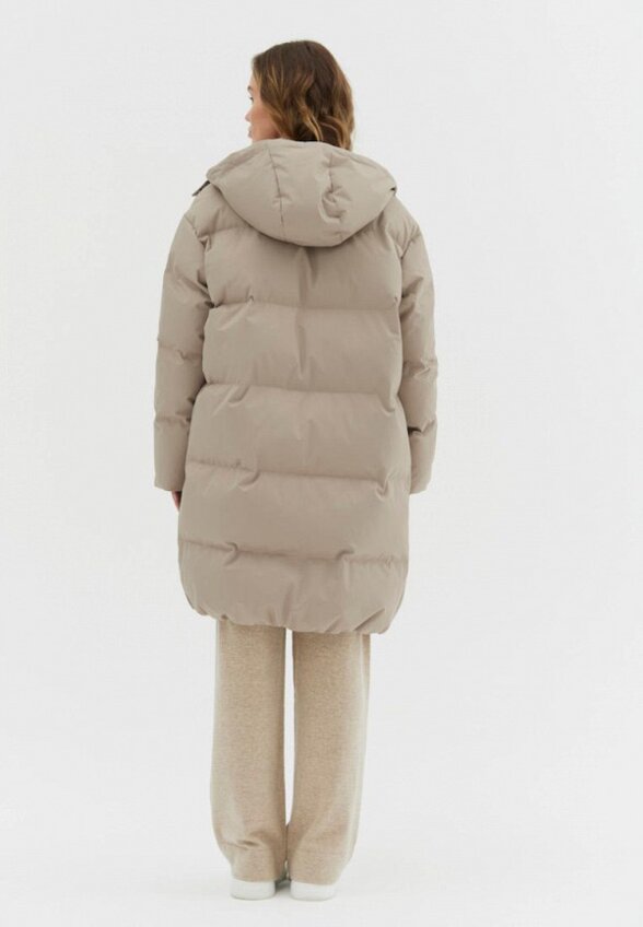 Пуховик Manera Odevatca