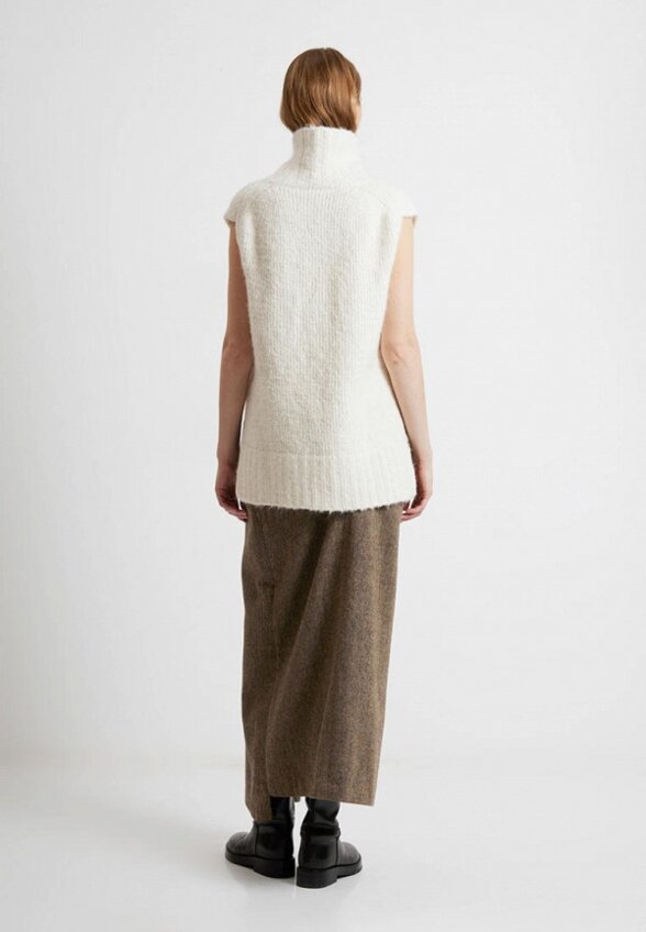 Жилет Vassa Code