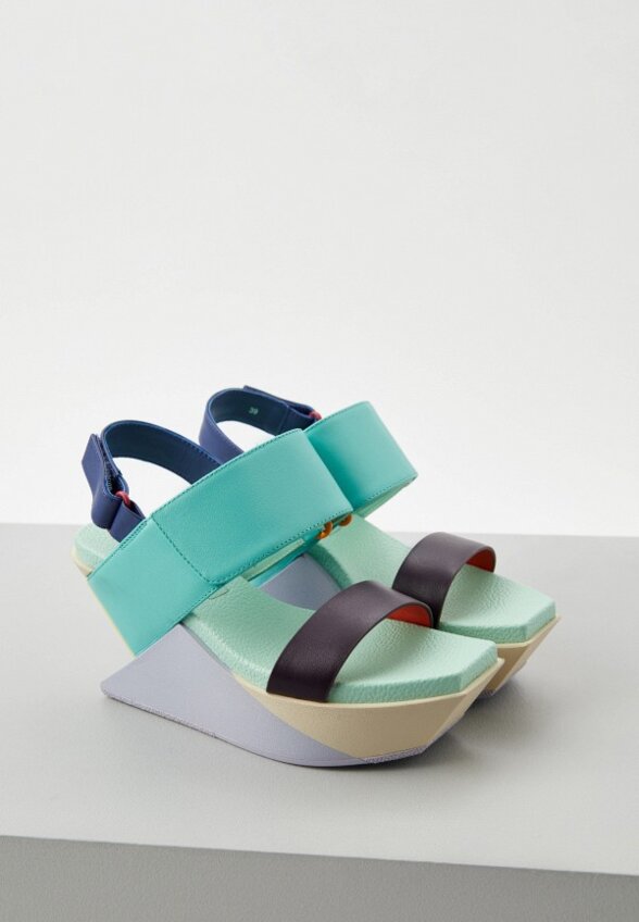 Босоножки United Nude