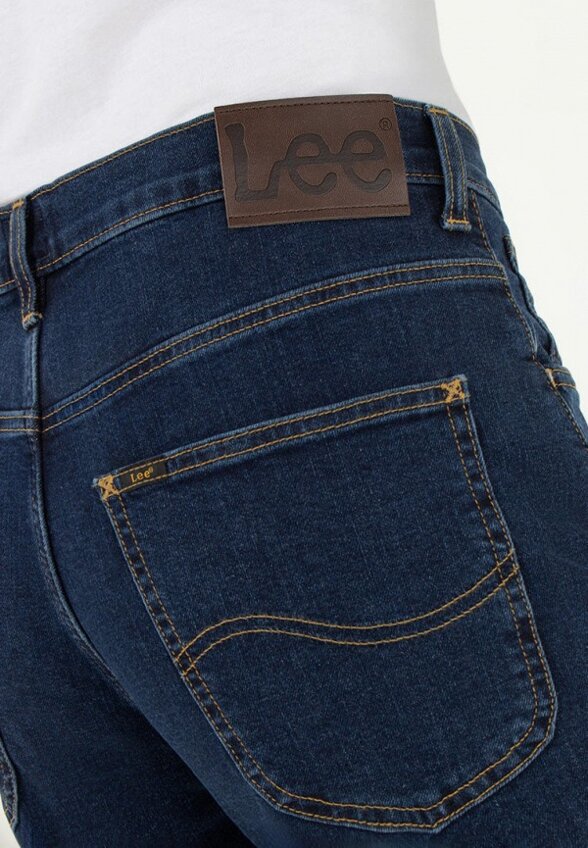 Джинсы Lee
