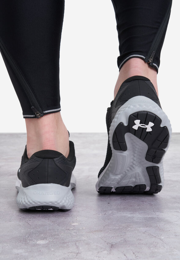 Кроссовки мужские Under Armour Charged Rogue 3, Черный