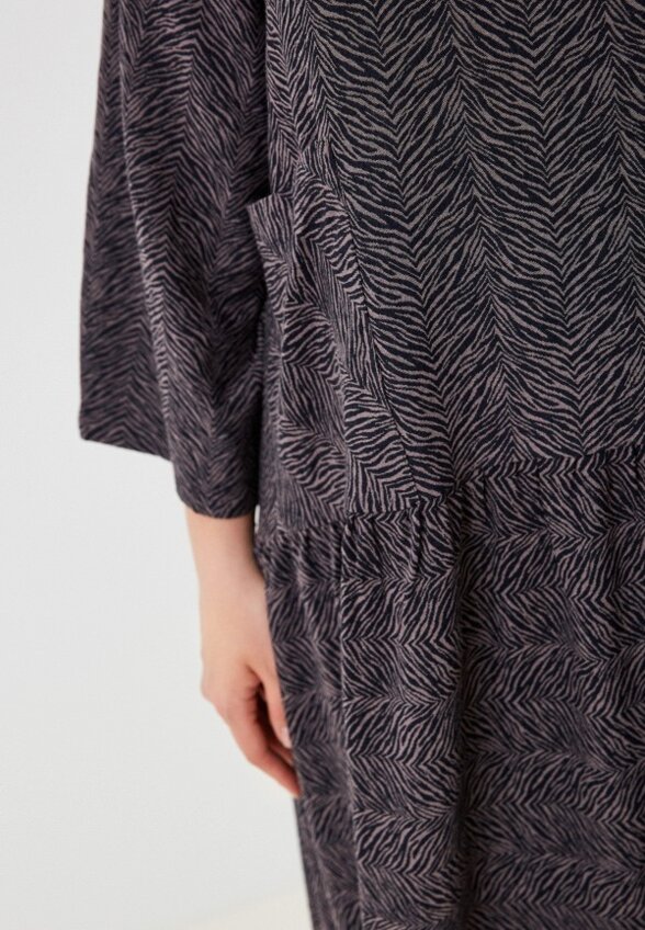 Платье MadaM T