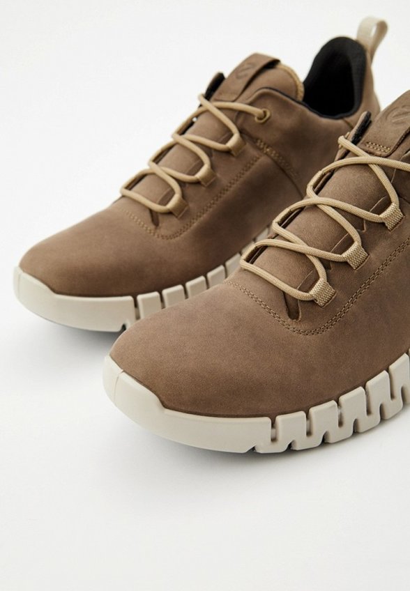 Кроссовки Ecco