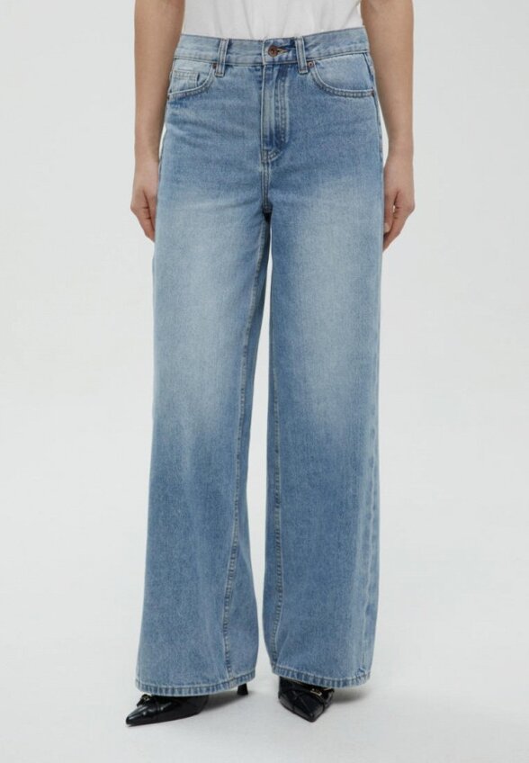 Джинсы Finn Flare