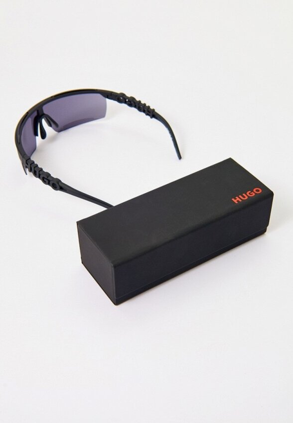 Очки солнцезащитные Hugo