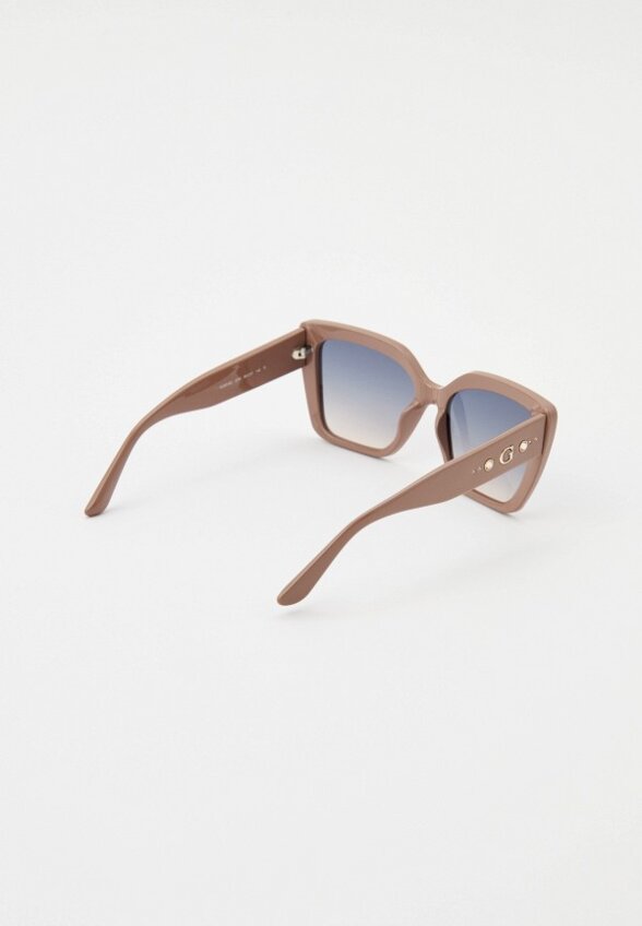 Очки солнцезащитные Guess