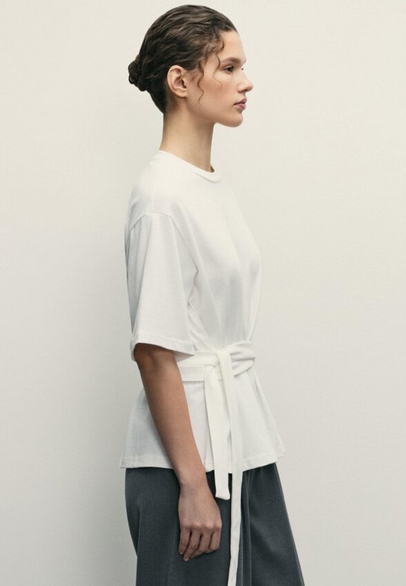 Футболка Zarina