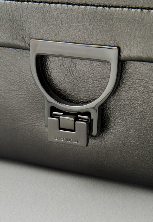 Сумка Coccinelle