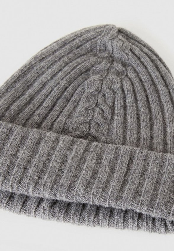 Шапка United Colors of Benetton