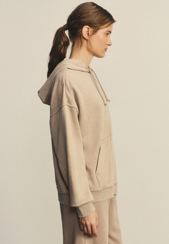 Толстовка Zarina