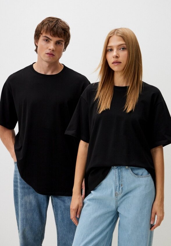 Футболка DNK