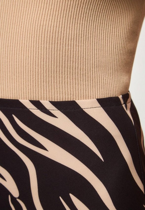 Юбка Tiramisu