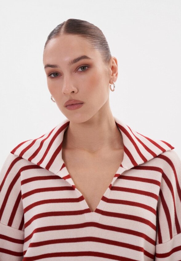 Пуловер Top Top