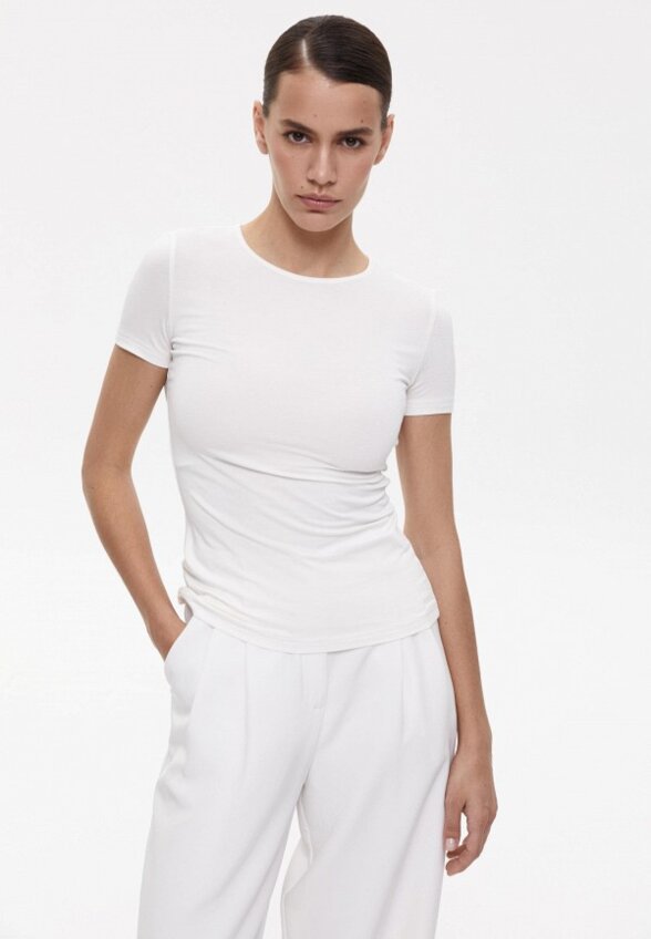 Футболка Charmstore